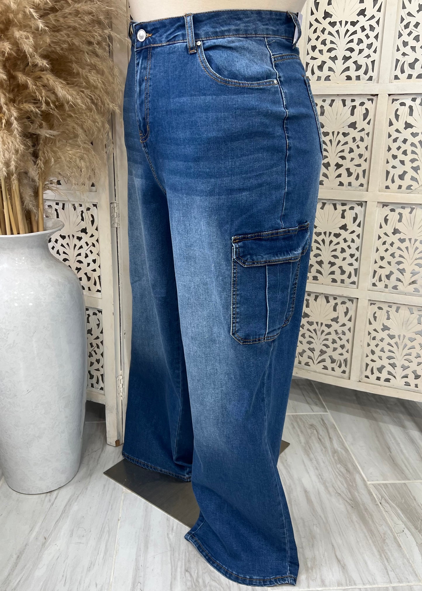 Camila Cargo Jeans