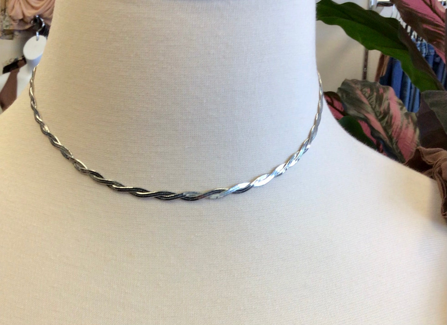 kerri Necklace